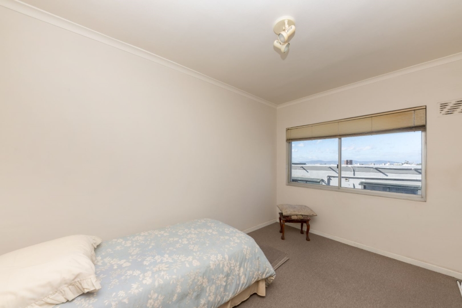2 Bedroom Property for Sale in Green Point Western Cape